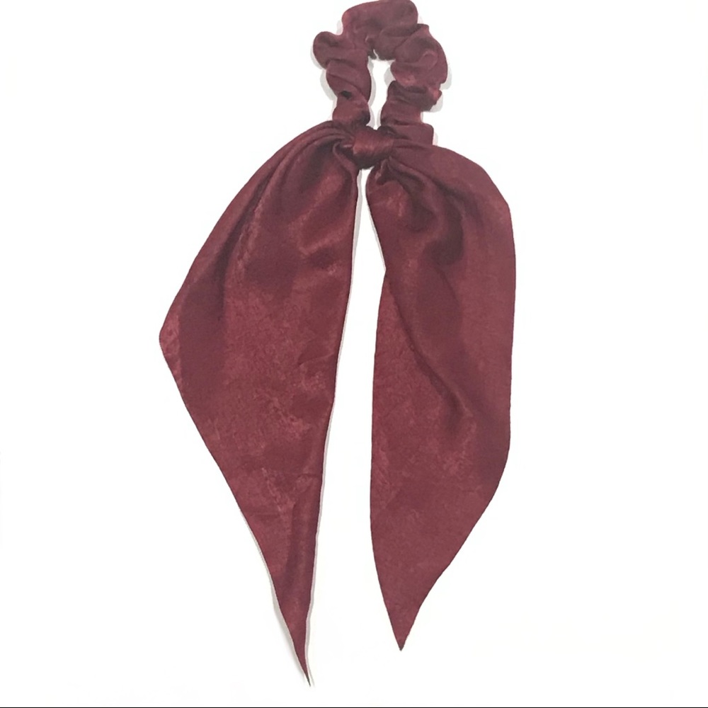 🌳Burgundy Scrunchie with Detachable Hair Scarf🌳